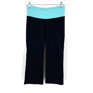 Lululemon Gather and Crow Crop Pant Black and Blue Size 6